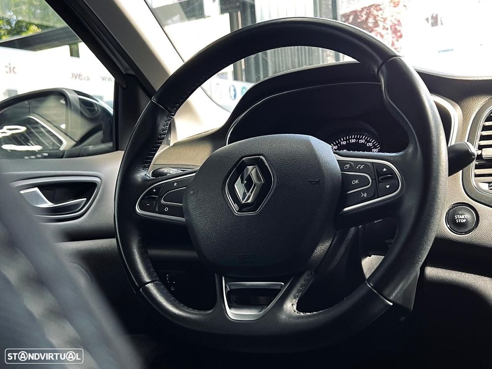 Renault Mégane 1.5 Blue dCi Limited - 21