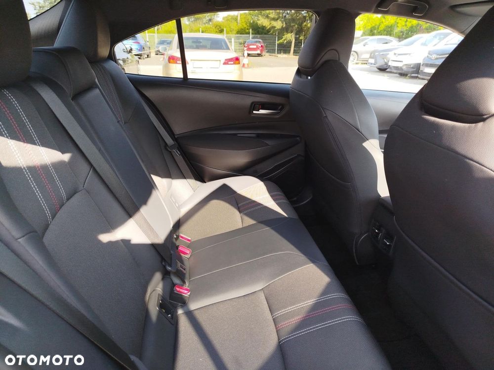 Toyota Corolla - 15