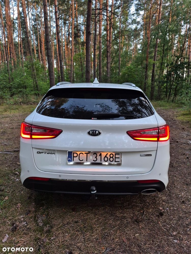 Kia Optima 1.7 CRDI XL DCT - 4