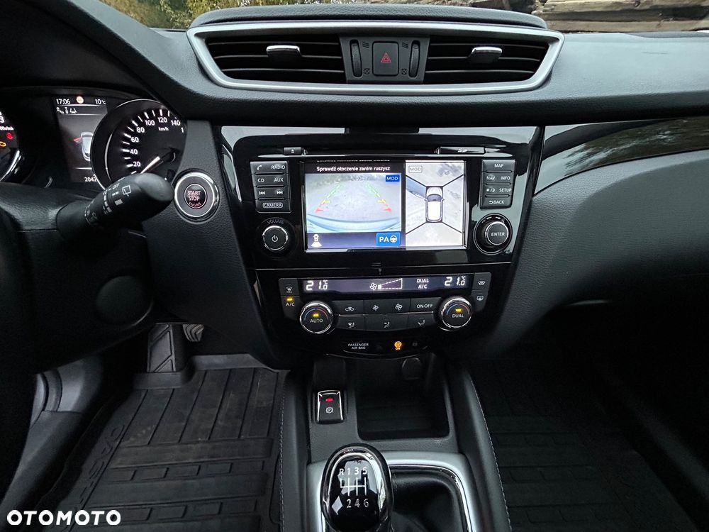 Nissan Qashqai 1.6 dCi ALL-MODE 4x4i TEKNA+ - 23