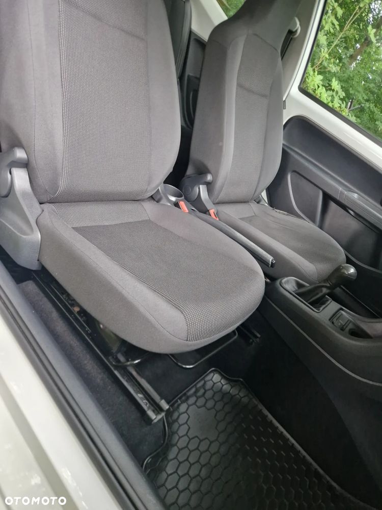 Volkswagen up! - 3
