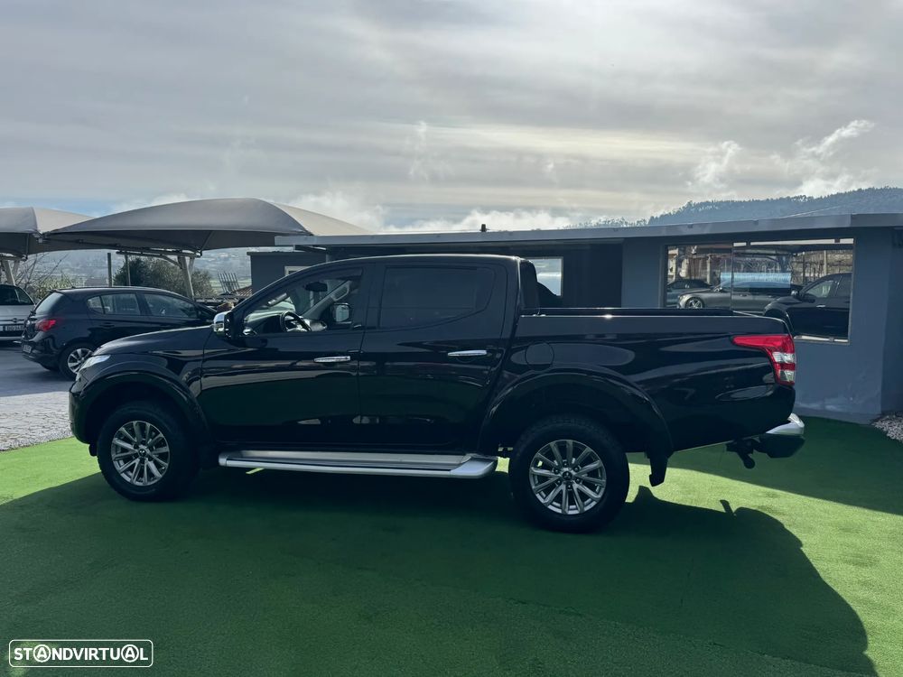 Mitsubishi L200 2.4 DI-D CD Instyle Strakar 4WD - 10