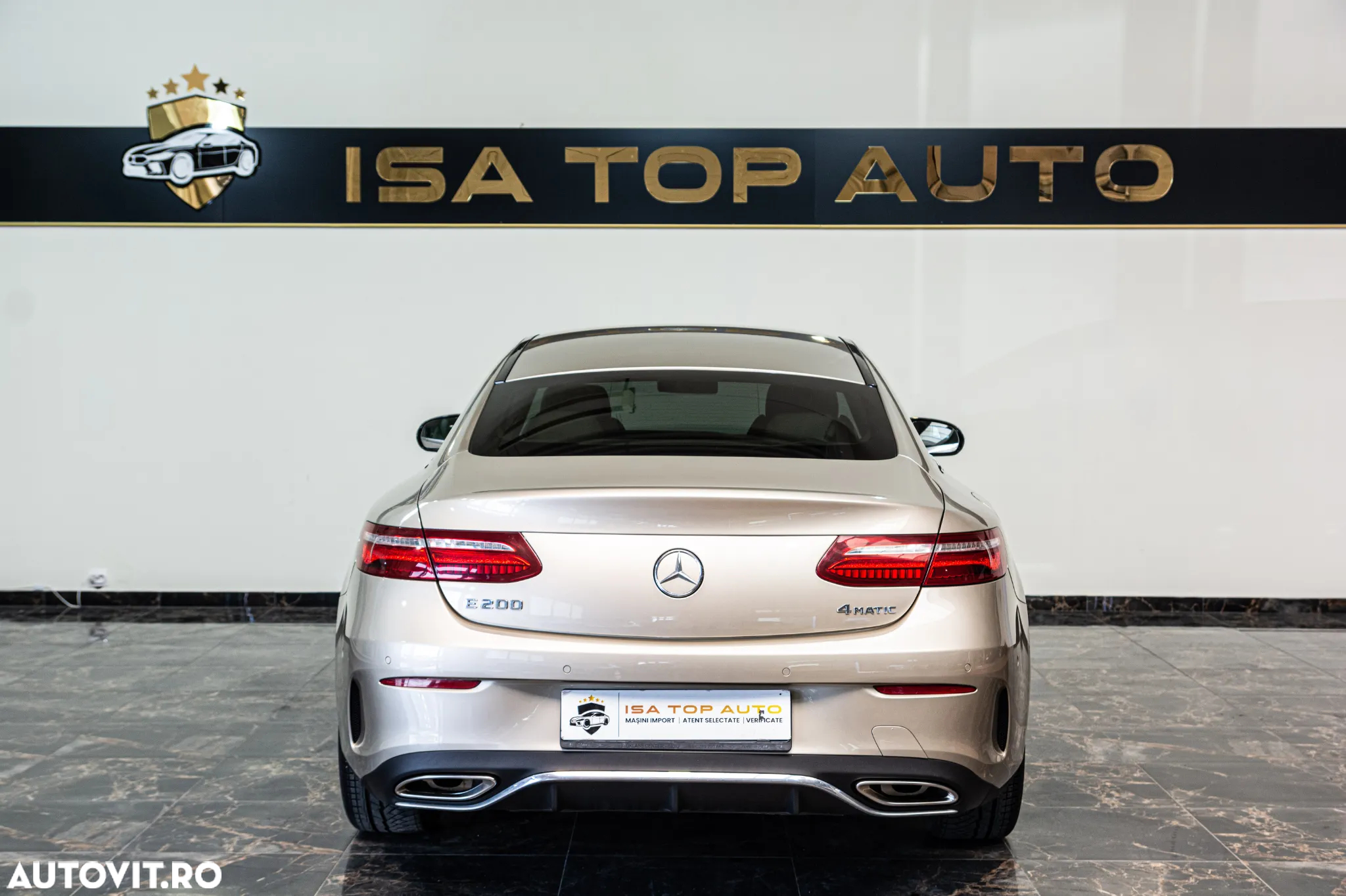 Mercedes-Benz E - 33