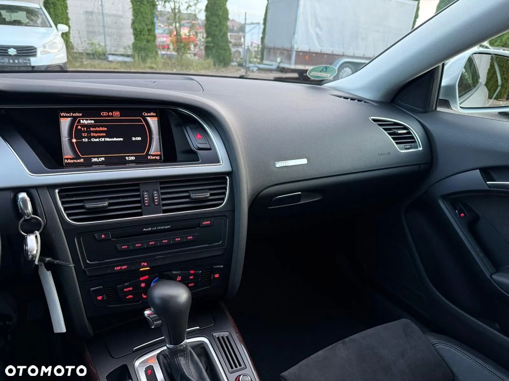 Audi A5 Coupé 2.7 TDI Multitronic - 26