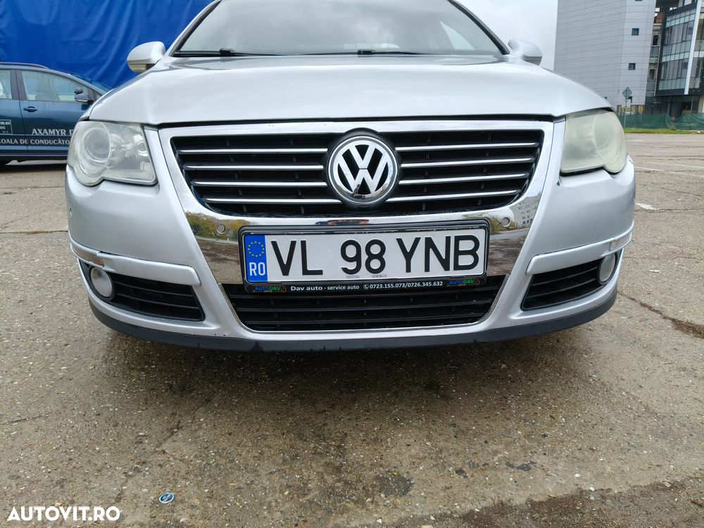 Volkswagen Passat Variant 2.0 TDI Highline DPF 4Motion - 11