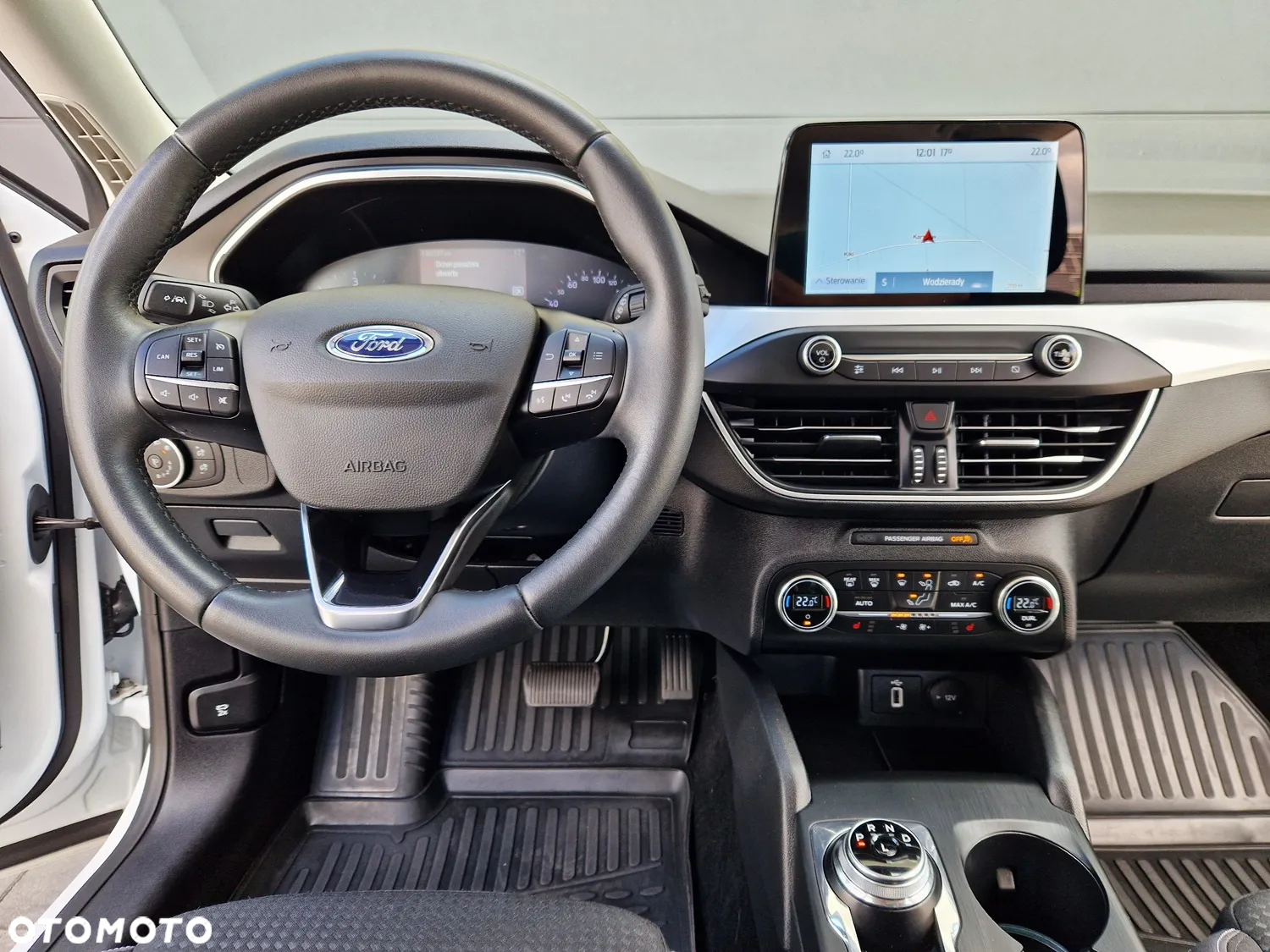 Ford Focus Turnier 1.5 EcoBlue Start-Stopp-System COOL&CONNECT DESIGN - 17