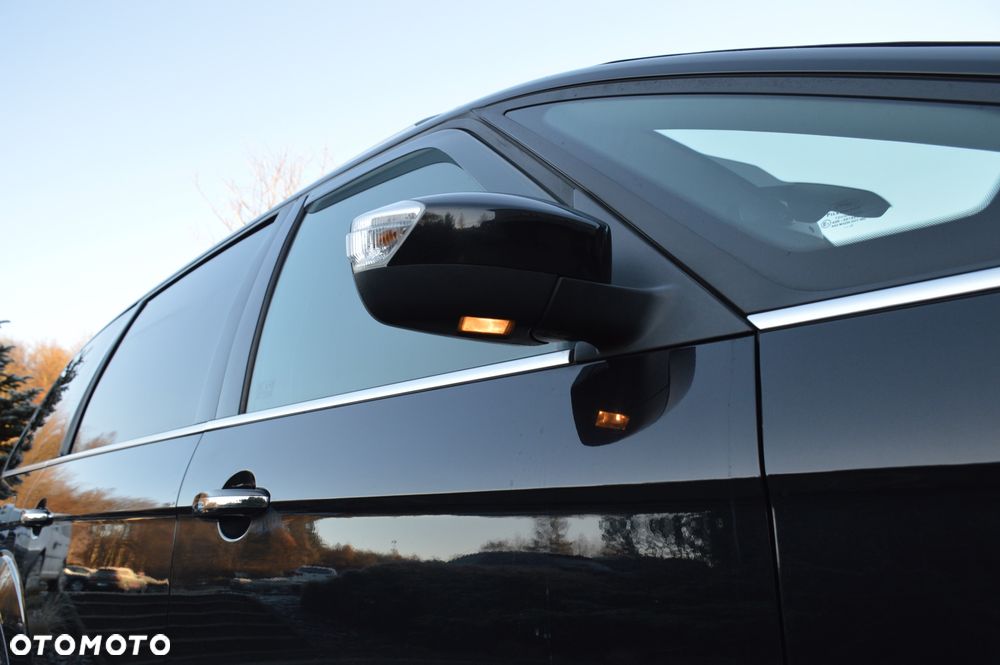 Ford Galaxy 2.0 TDCi Platinium X (Ghia) MPS6 - 38