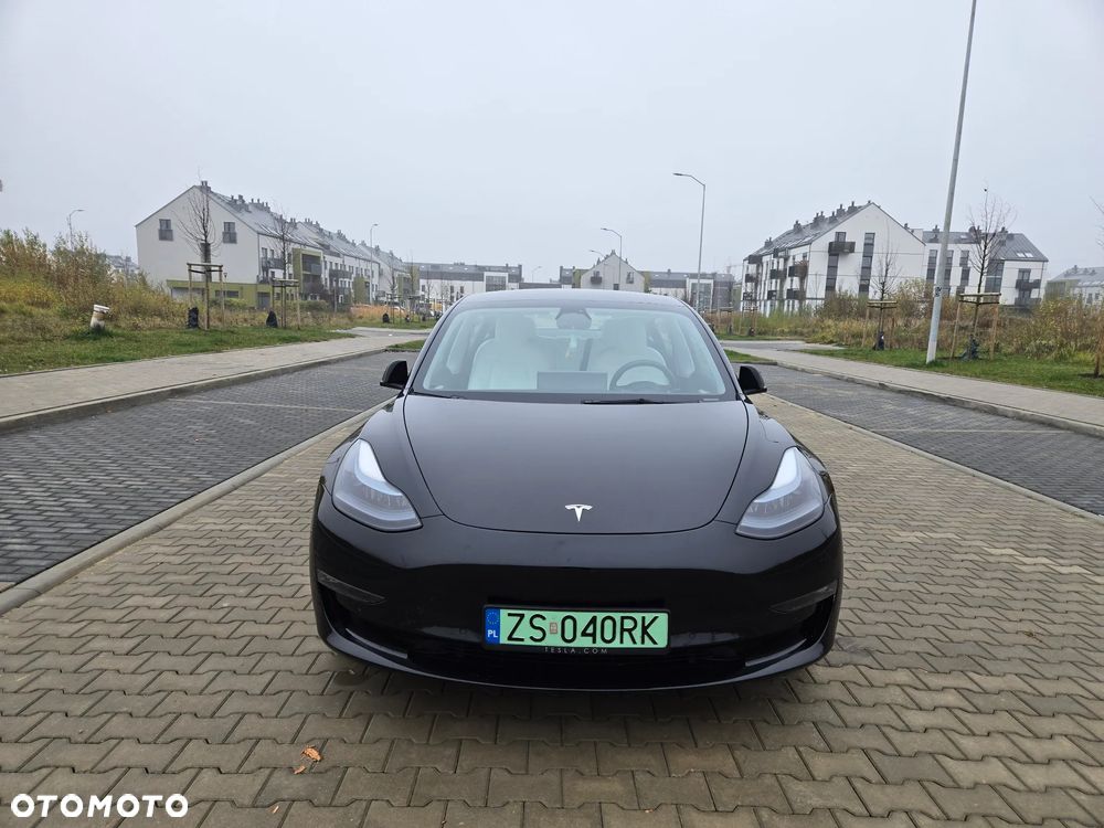 Tesla Model 3 Performance AWD - 3