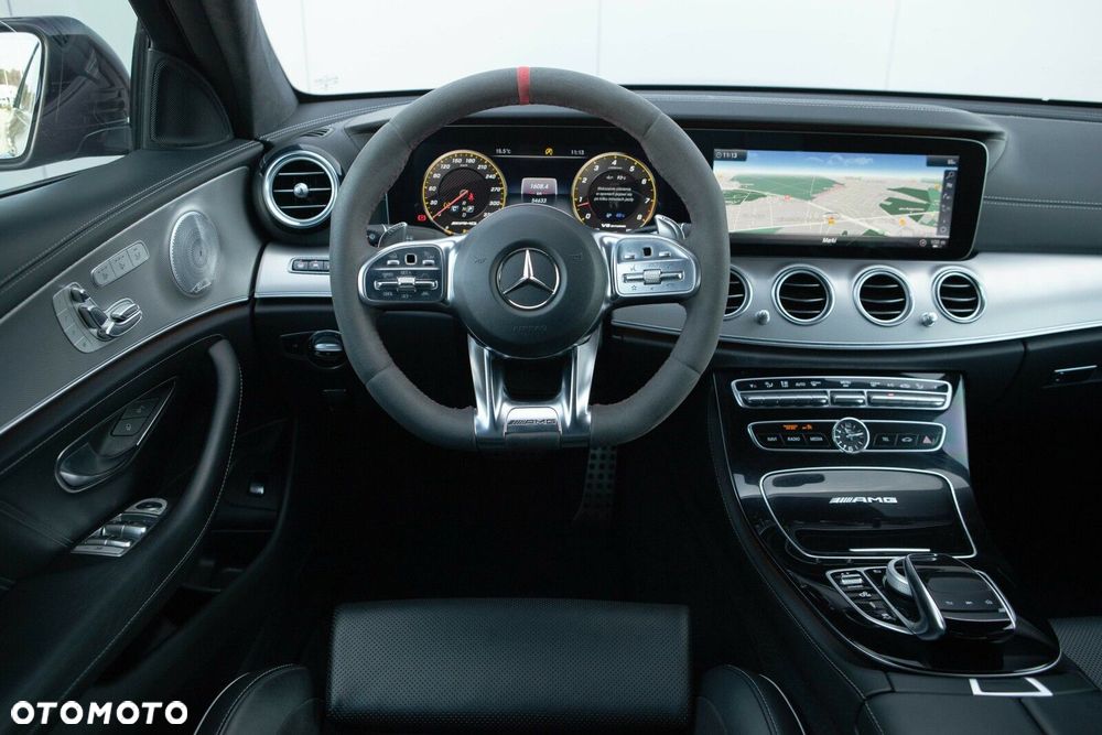 Mercedes-Benz Klasa E - 23