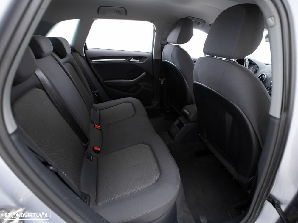 Audi A3 Sportback - 11
