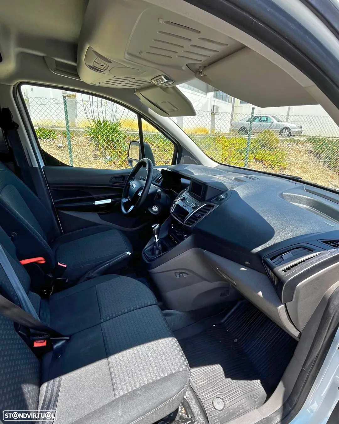 Ford TRANSIT CONNECT 1.5 EcoBlue L2 Trend - 30