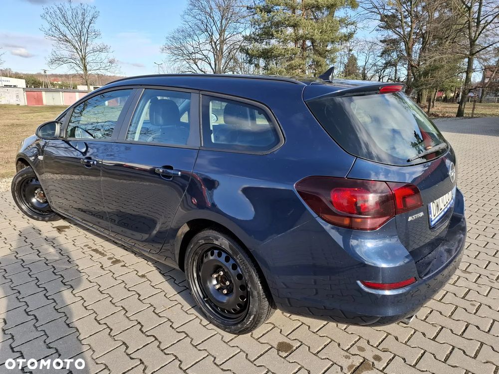 Opel Astra 2.0 CDTI DPF Sports Tourer - 13