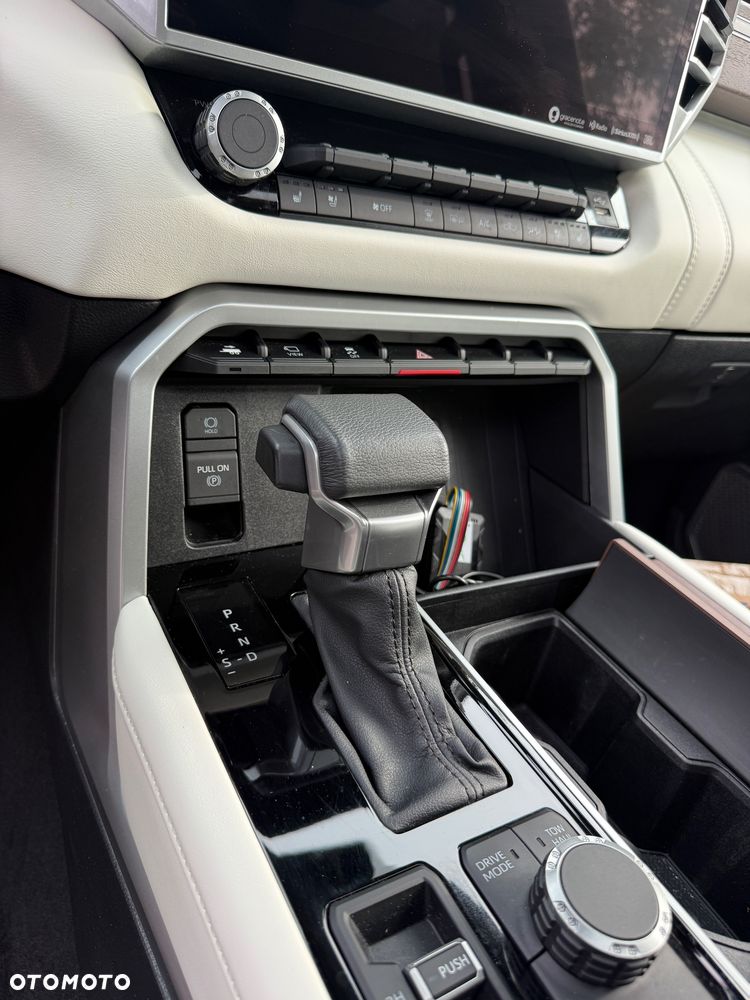 Toyota Tundra - 19