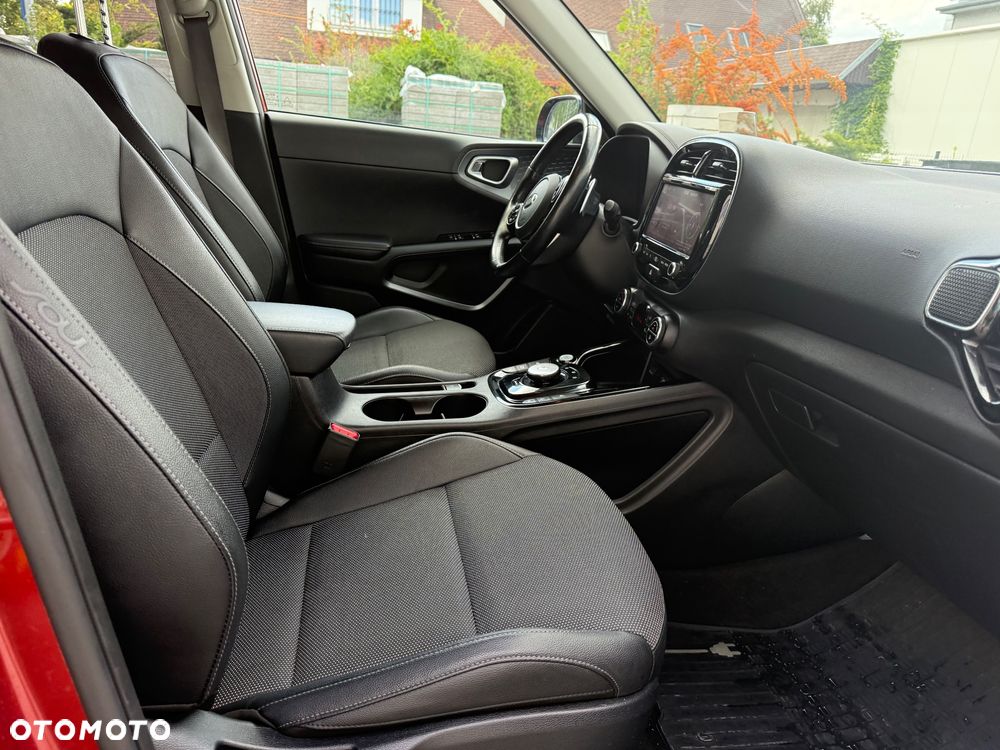 Kia Soul e-Soul 64kWh L - 12