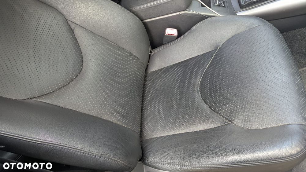 Toyota RAV4 - 17