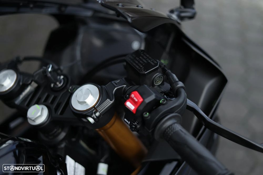 Yamaha YZF R-125 - 13