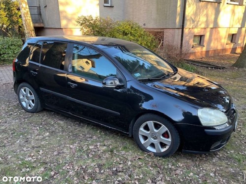 Volkswagen Golf 1.6 FSI Trendline - 5