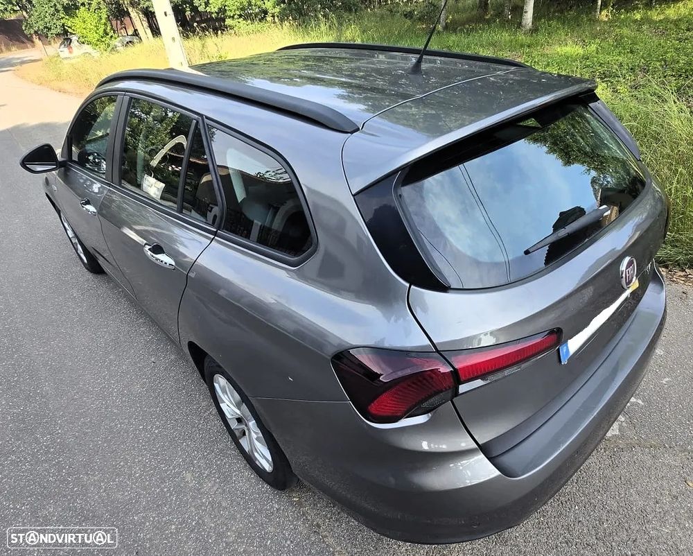 Fiat Tipo Station Wagon 1.3 M-Jet Lounge - 5