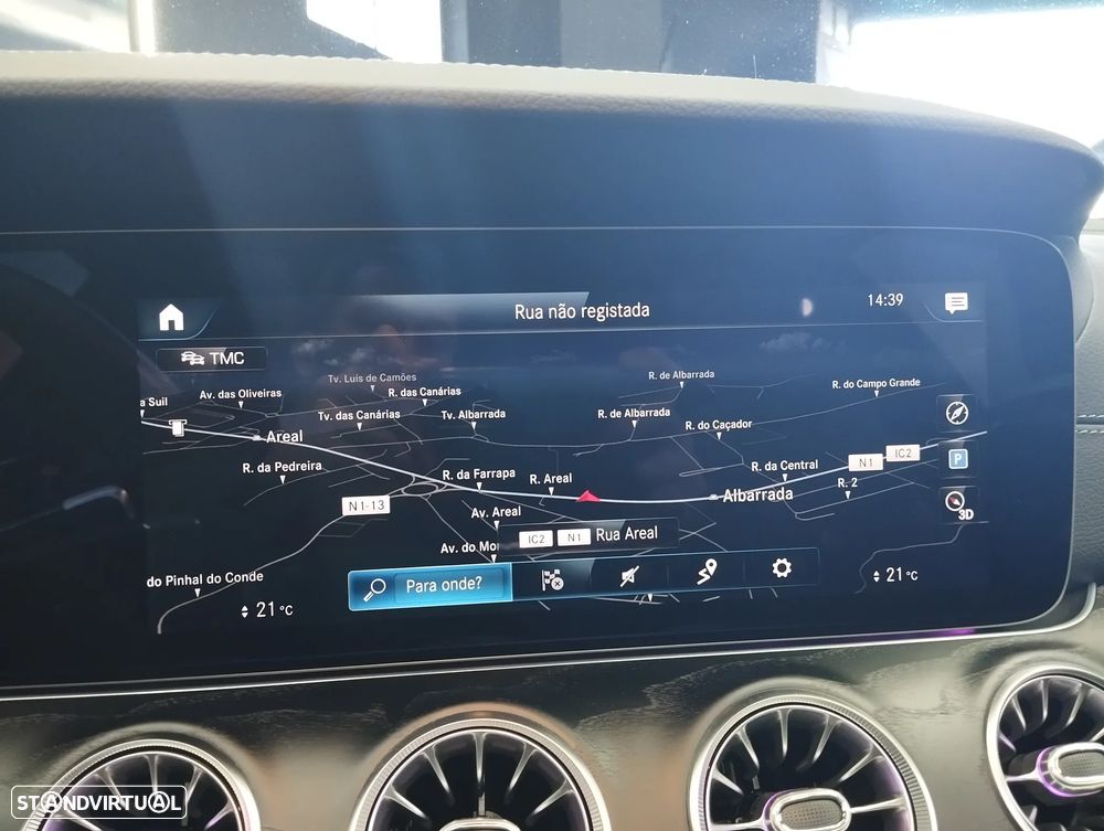 Mercedes-Benz E 220 d AMG Line - 38