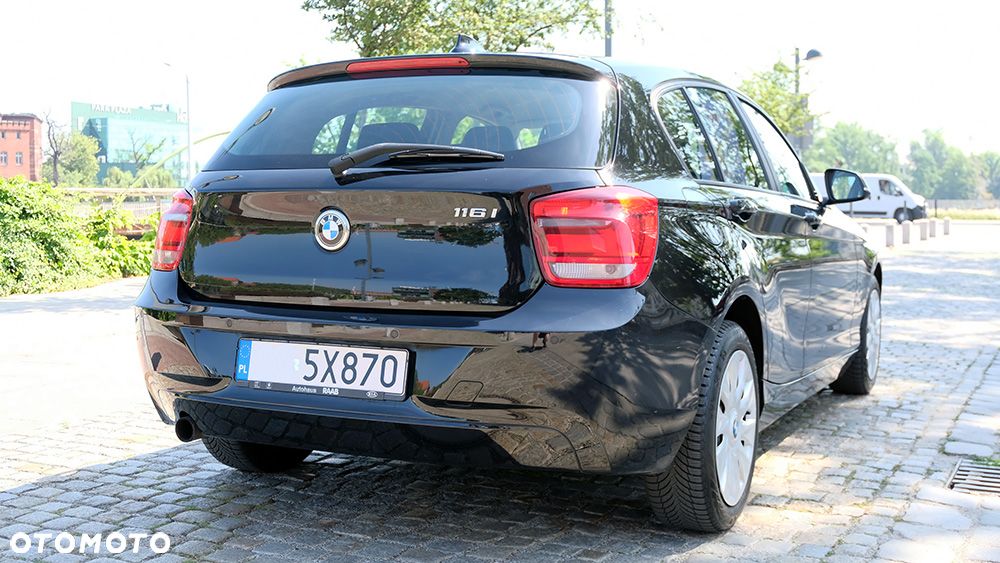 BMW Seria 1 116i - 5