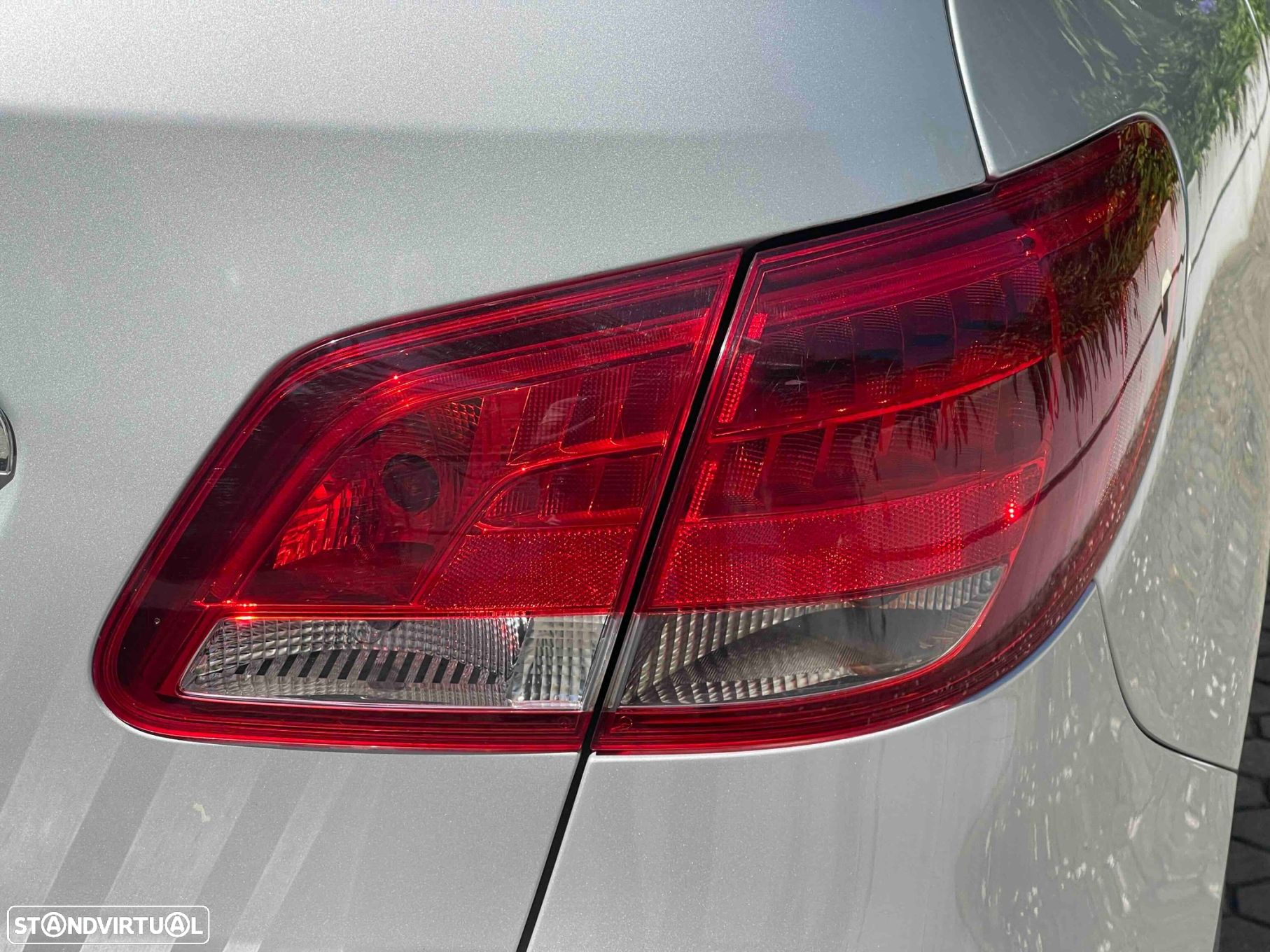 Mercedes-Benz B 180 d Urban - 21