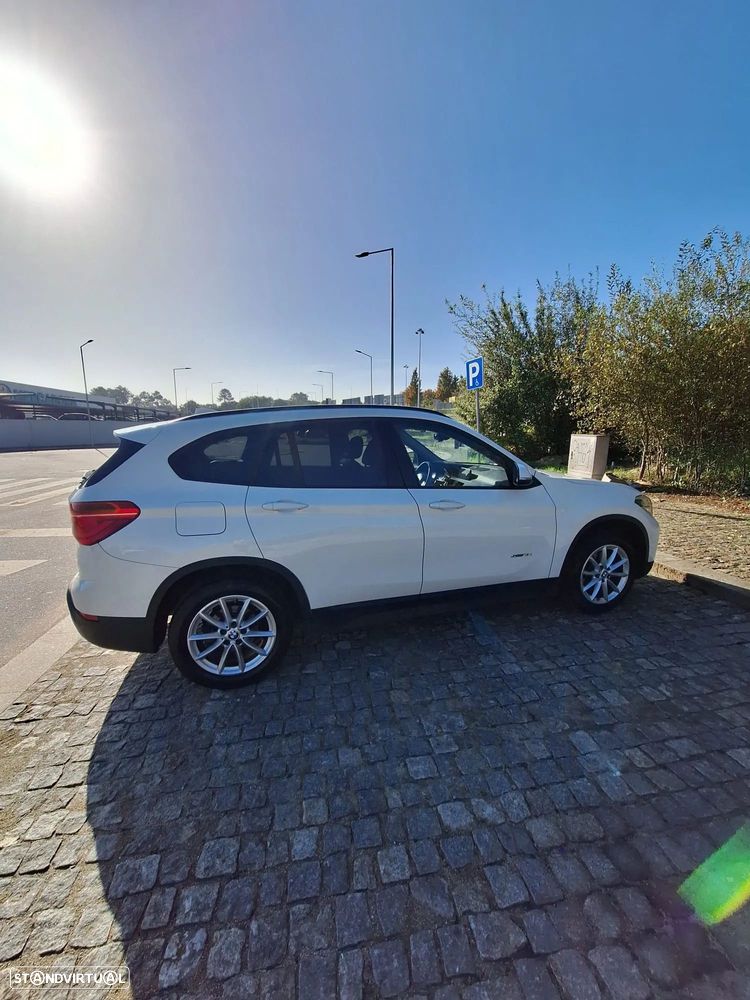 BMW X1 18 d sDrive Auto Line Sport - 23