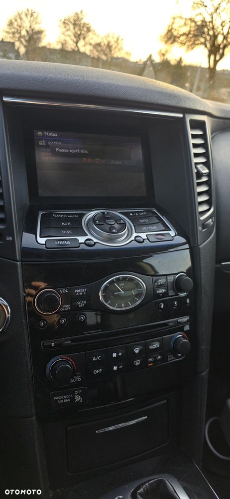Infiniti FX - 5