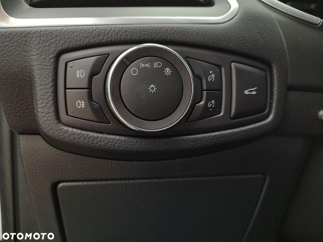 Ford Galaxy - 17