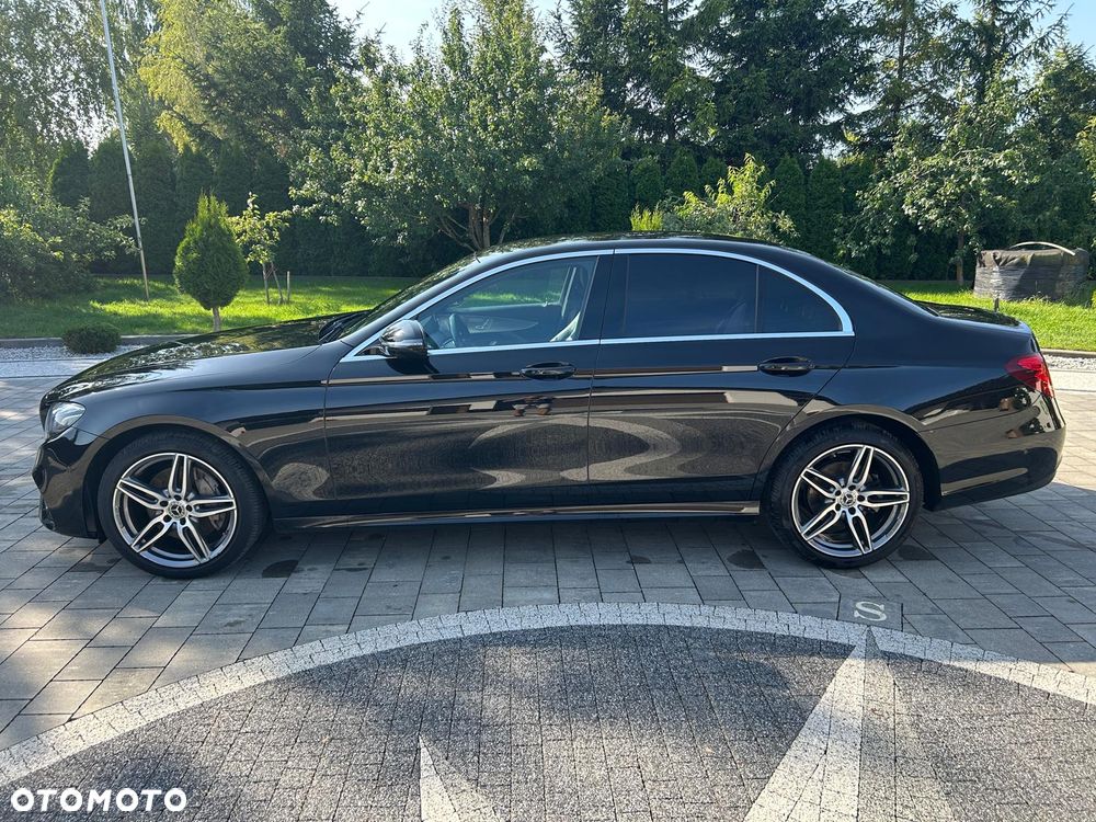 Mercedes-Benz Klasa E 220 d 4-Matic 9G-TRONIC - 3
