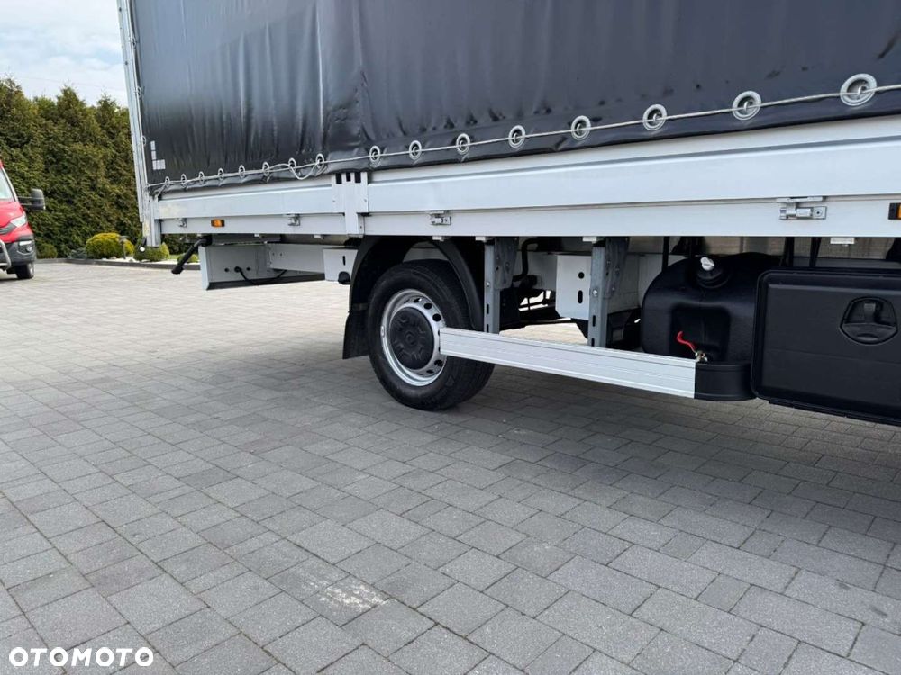 Renault Master 10 europalet  Sypialka XL - 17