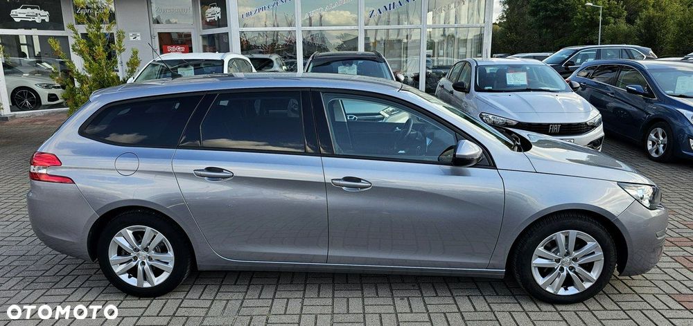Peugeot 308 1.6 BlueHDi Allure S&S - 5