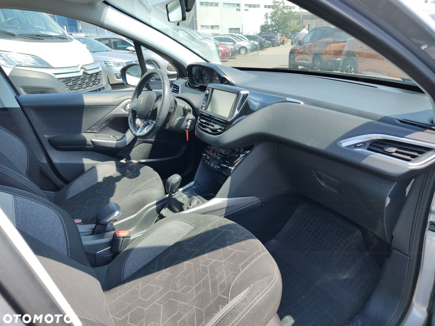 Peugeot 2008 1.2 Pure Tech Active - 7