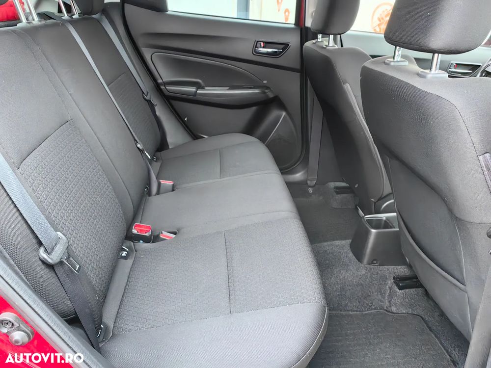 Suzuki Swift 1.2 Dualjet 12V MHEV Spirit - 9