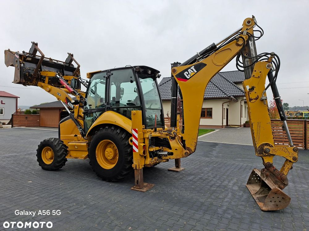 Caterpillar CAT 432E Premier - 5