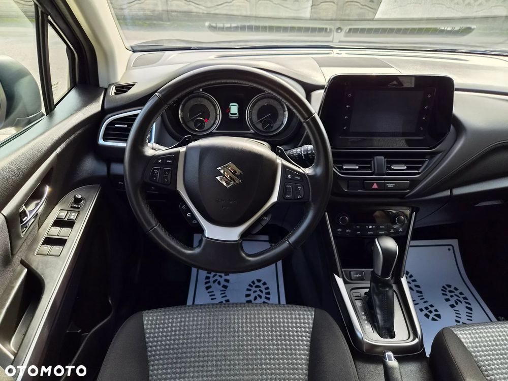 Suzuki SX4 S-Cross 1.4 T Premium - 28