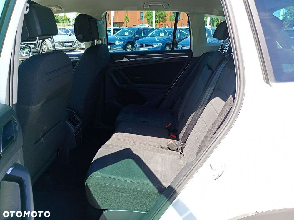 Volkswagen Tiguan 1.5 TSI EVO Elegance DSG - 25