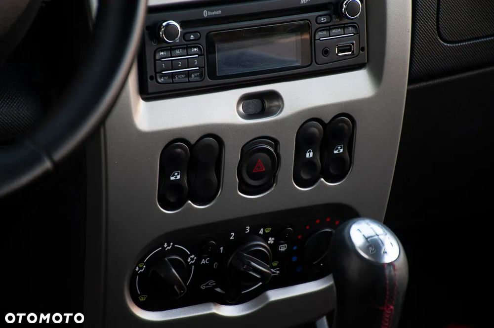 Dacia Duster 1.6 Ambiance - 37