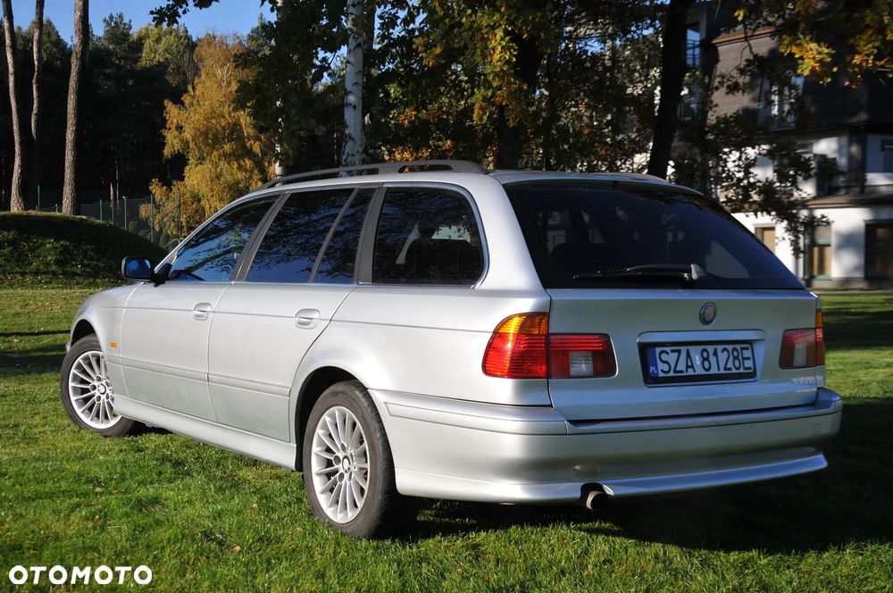 BMW Seria 5 520i - 16