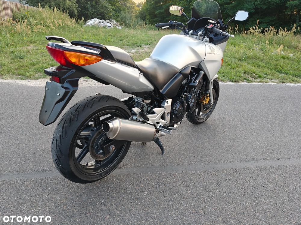 Honda CBF - 4