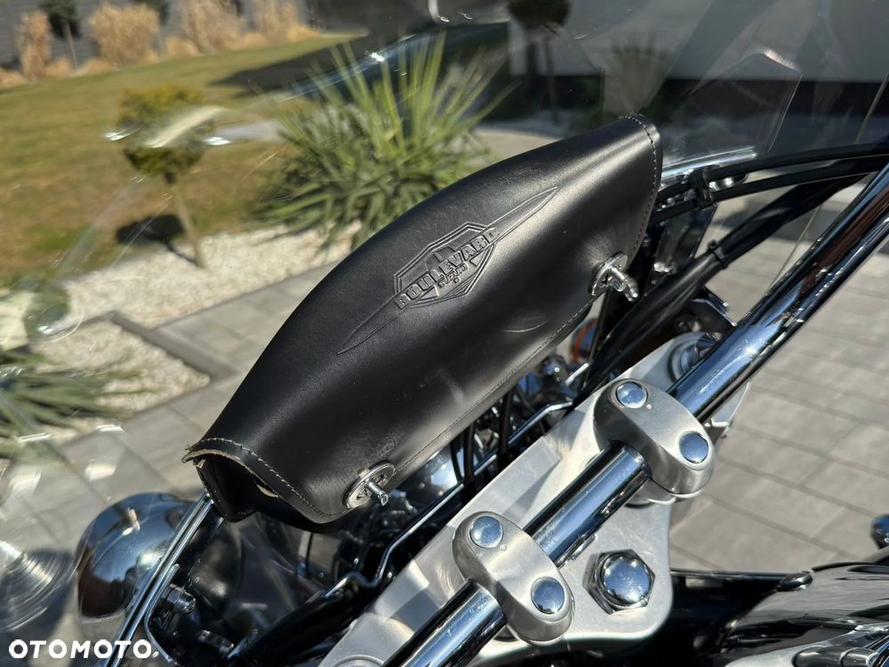 Suzuki VL 1500 Intruder LC - Boulevard C90 - 24