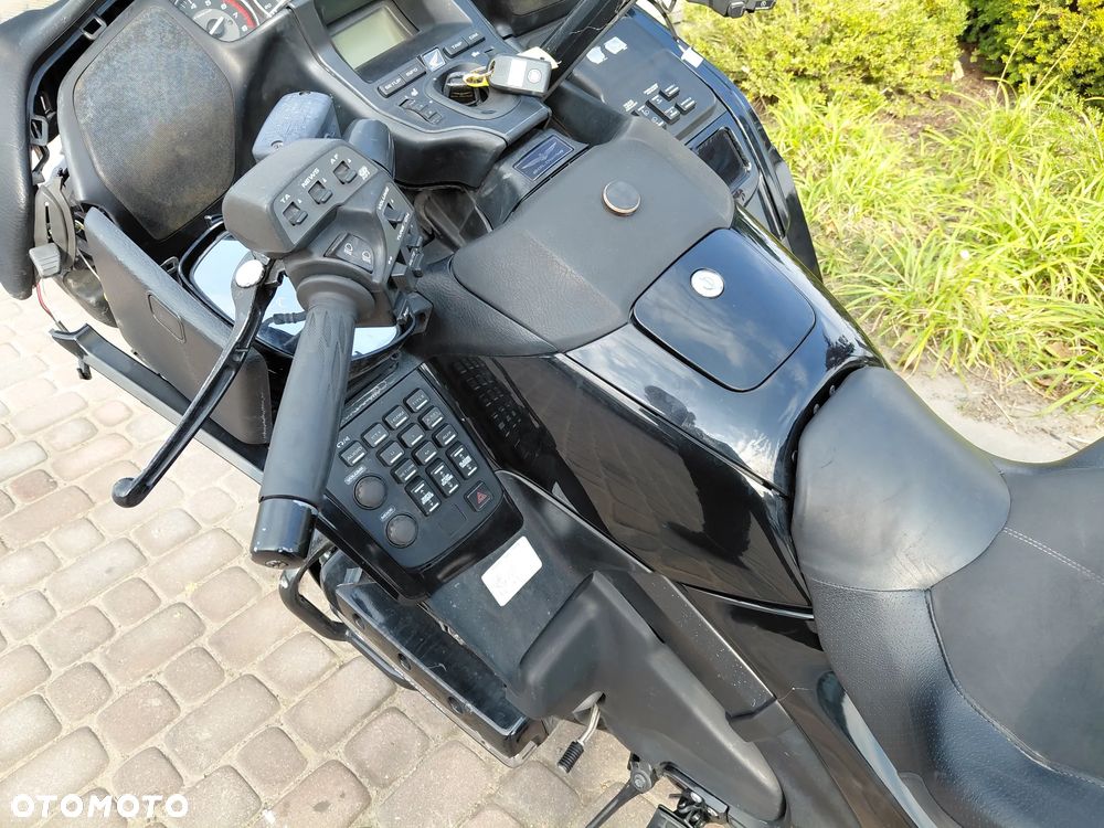 Honda GL - 27