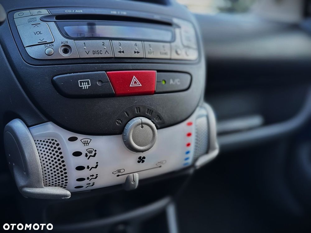 Toyota Aygo 1.0 VVT-i Luna A/C MM - 15