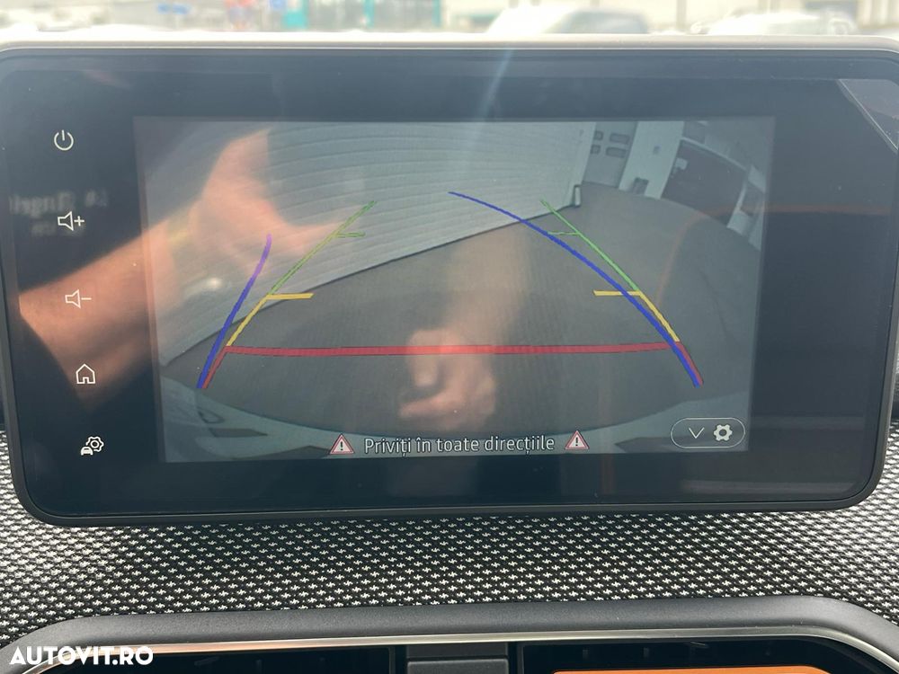 Dacia Sandero Stepway TCe 90 MT6 Comfort - 14