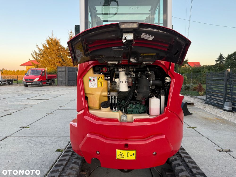 Volvo ECR25D - 9