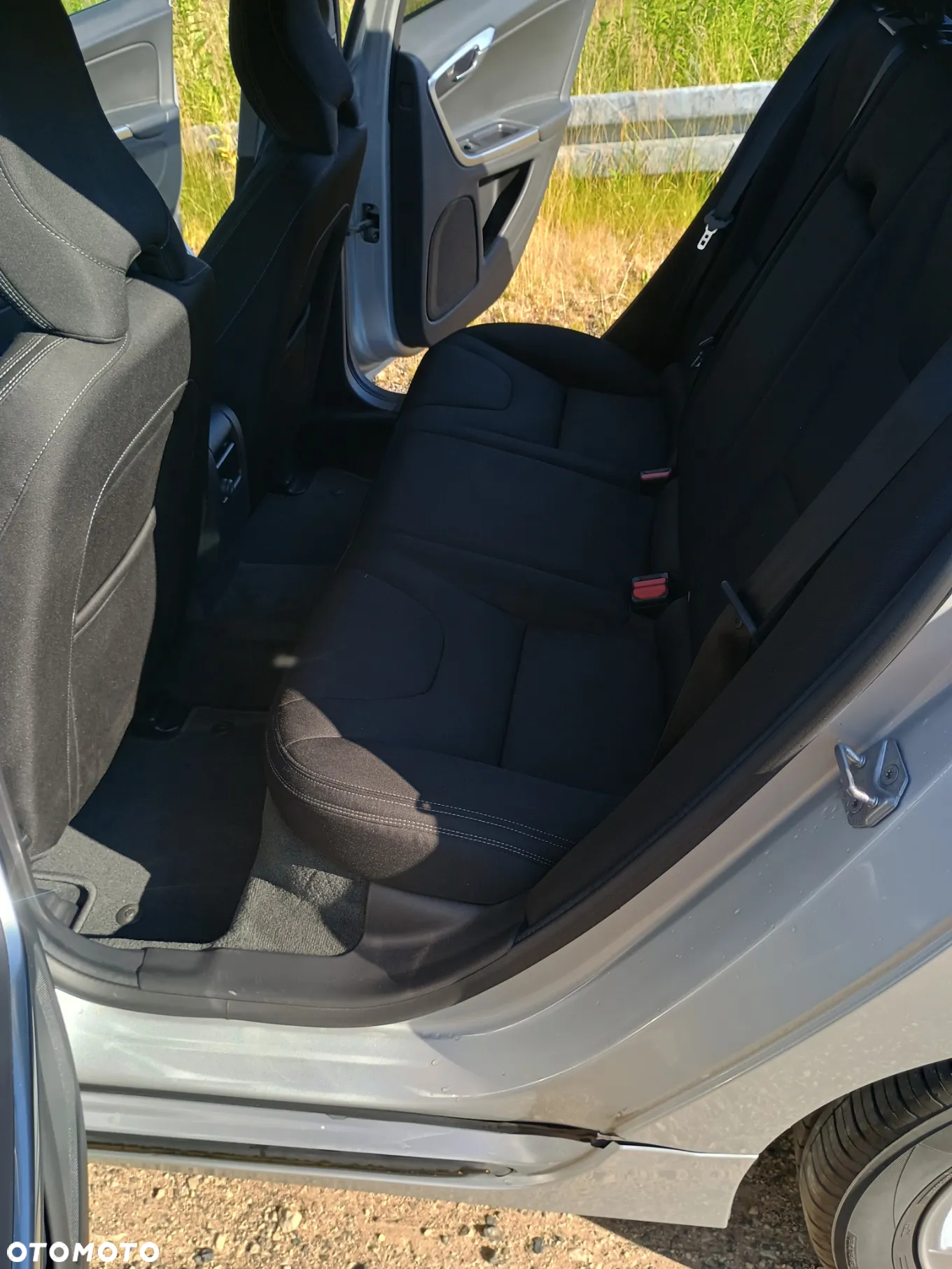 Volvo V60 D2 Drive-E Dynamic Edition (Kinetic) - 11