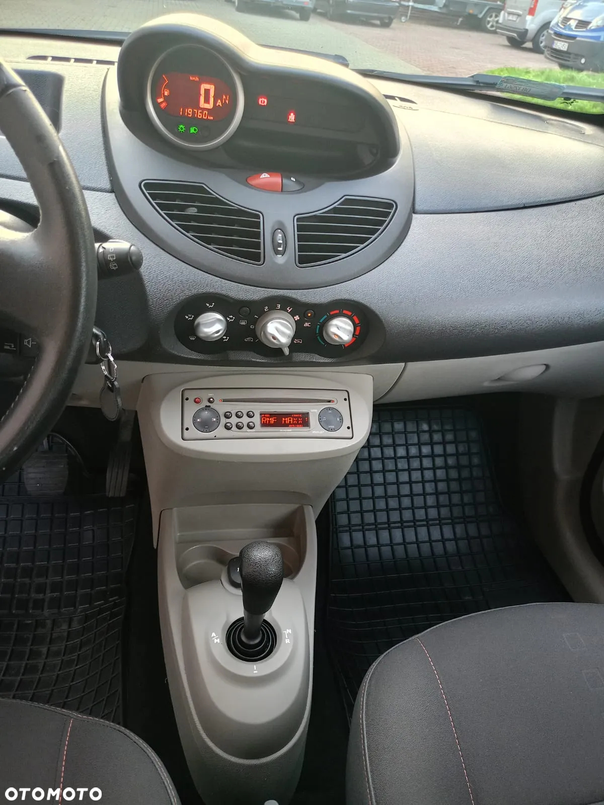 Renault Twingo - 13