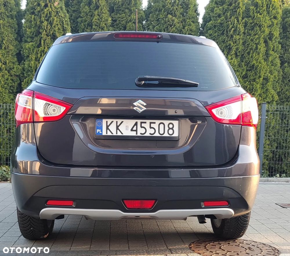 Suzuki SX4 1.6 Comfort Plus - 28