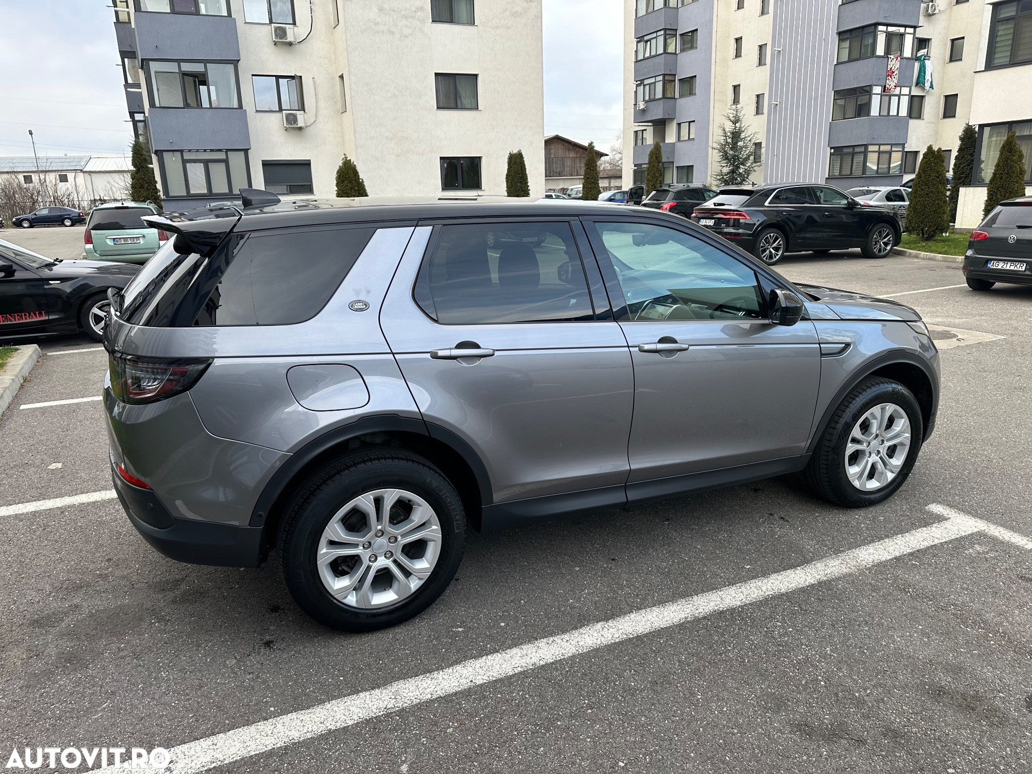 Land Rover Discovery Sport 2.0 D165 MHEV - 19