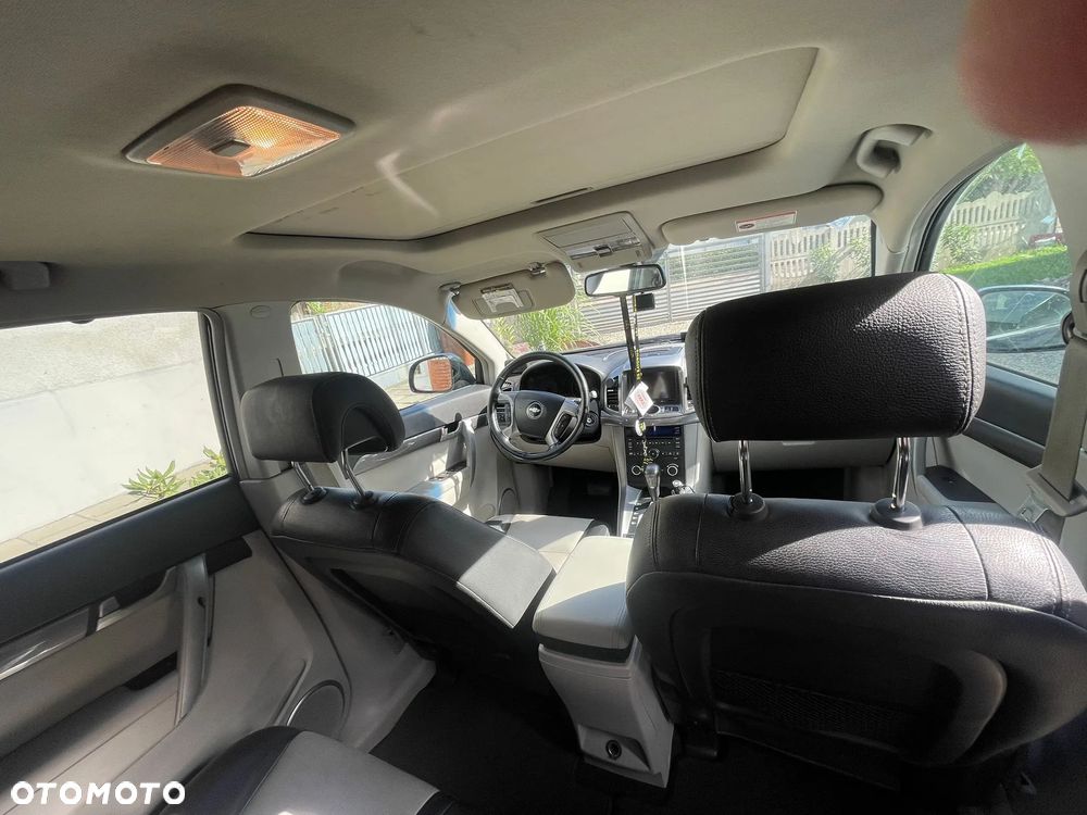 Chevrolet Captiva 2.2 d LTZ - 8