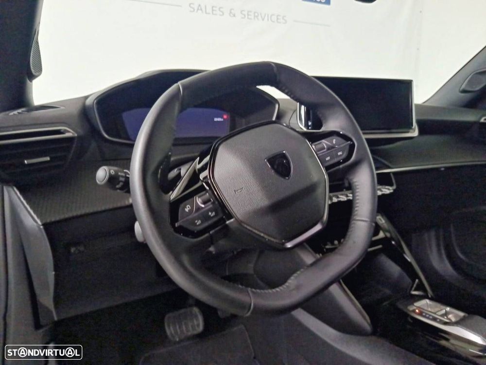 Peugeot 2008 1.2 Hybrid Allure e-DCS6 - 12